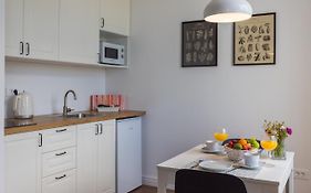 BU2 Pula Studio Apartment